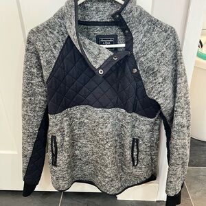Abercrombie & Fitch Quilted Gray and Black Sweater